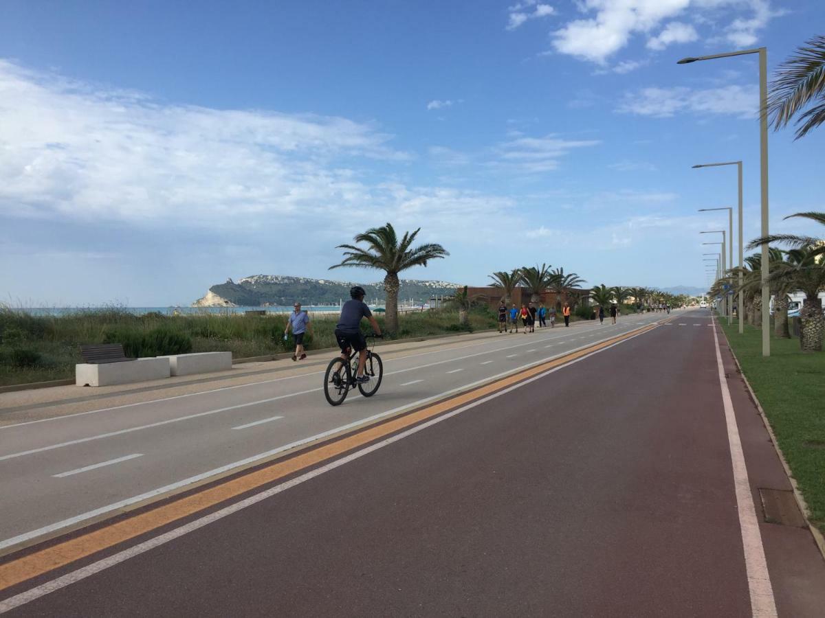 Le Domus Modern Apartments Cagliari Su Forti Zewnętrze zdjęcie