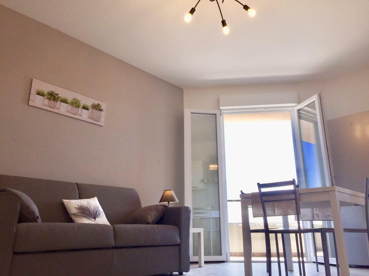 Le Domus Modern Apartments Cagliari Su Forti Zewnętrze zdjęcie