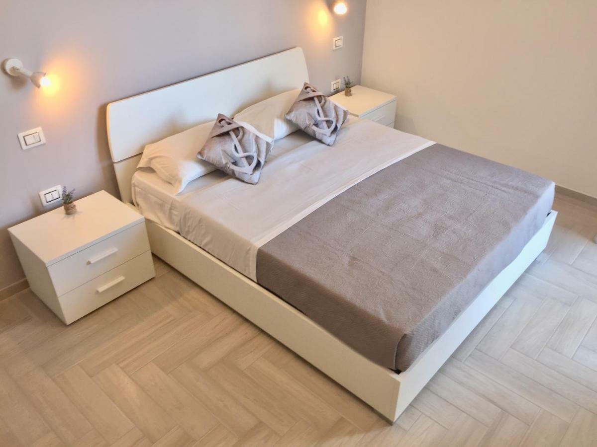 Le Domus Modern Apartments Cagliari Su Forti Zewnętrze zdjęcie