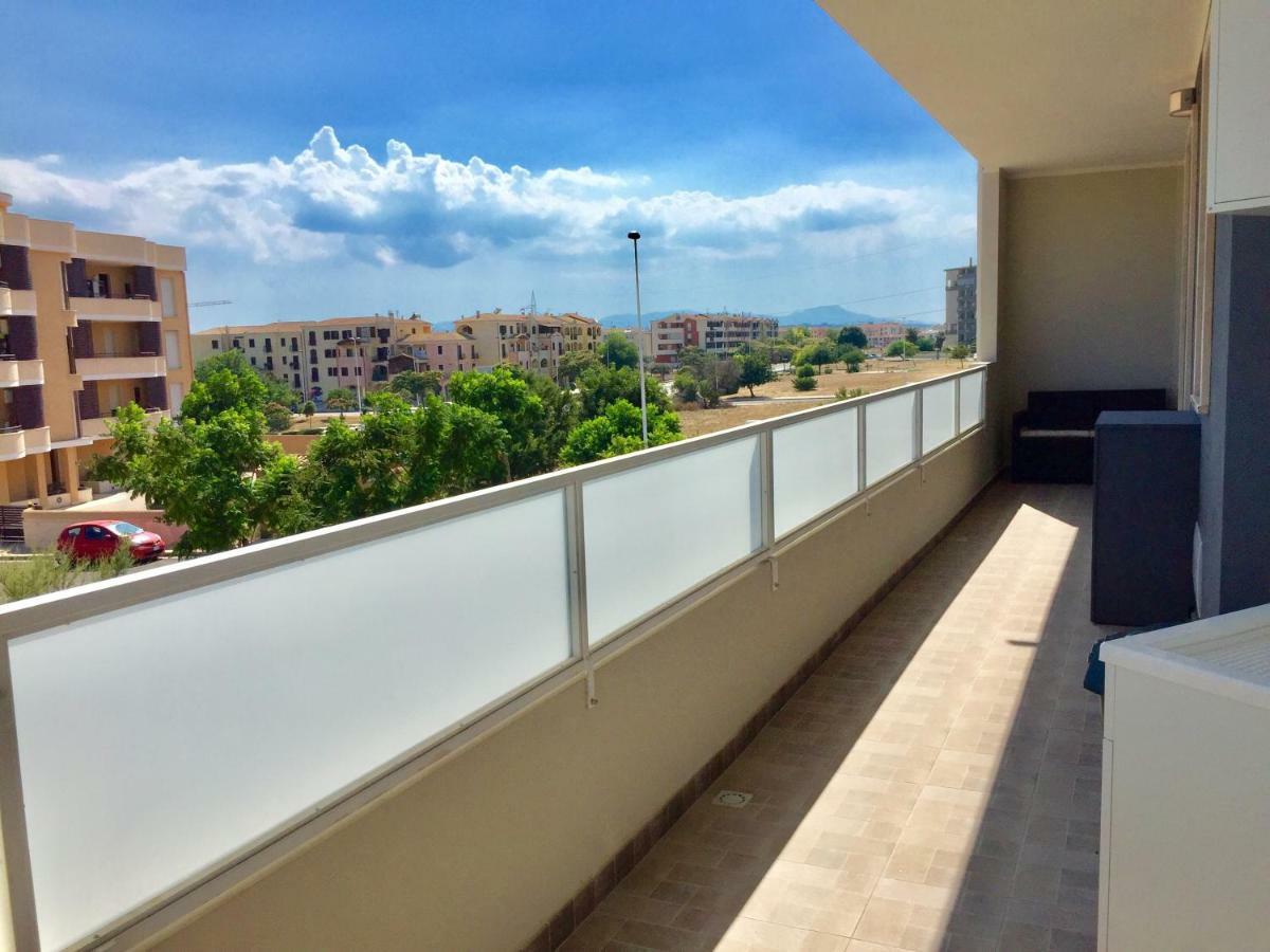Le Domus Modern Apartments Cagliari Su Forti Zewnętrze zdjęcie