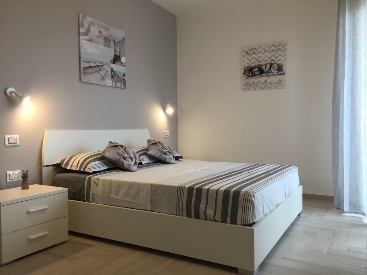 Le Domus Modern Apartments Cagliari Su Forti Zewnętrze zdjęcie