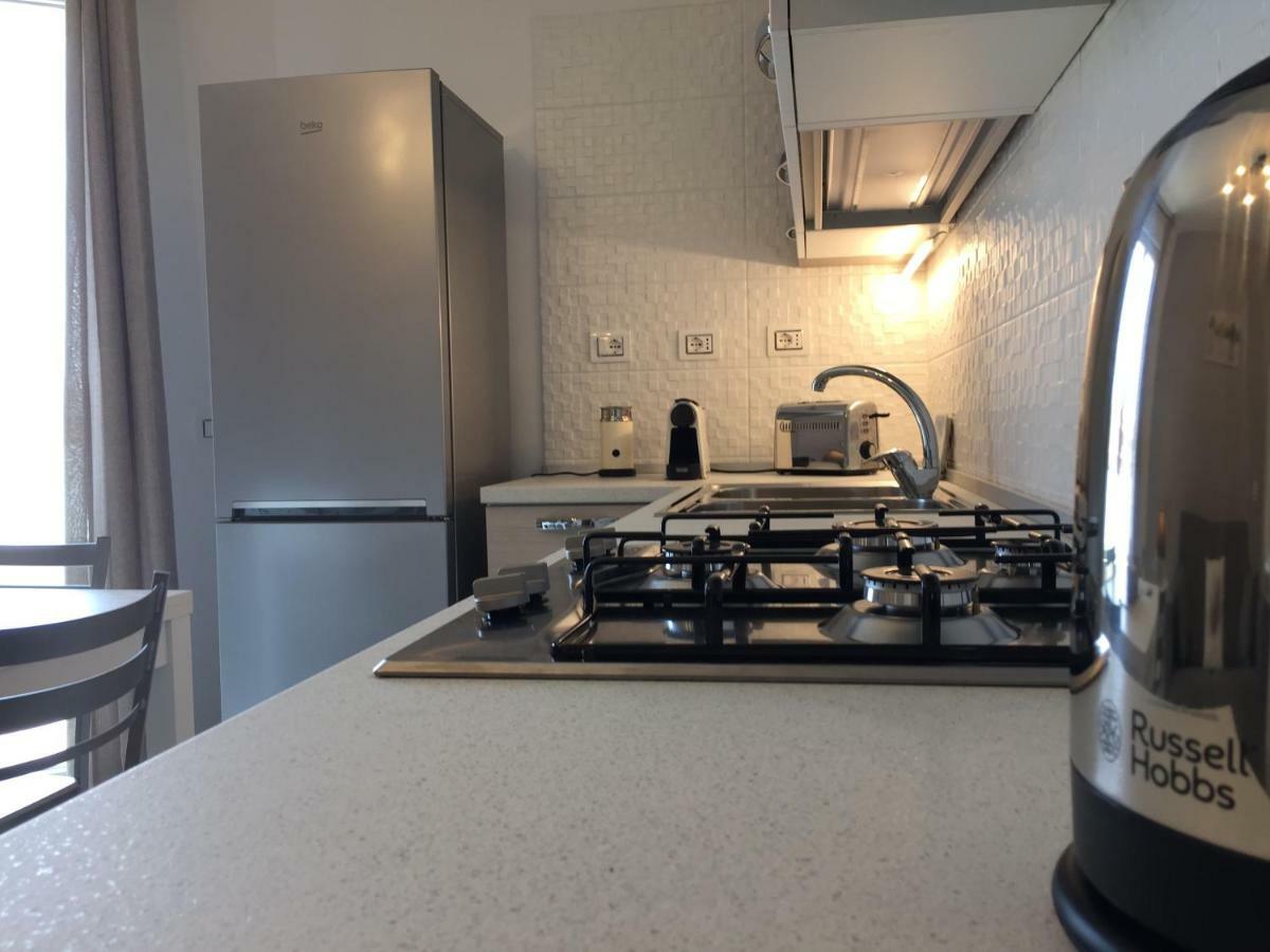 Le Domus Modern Apartments Cagliari Su Forti Zewnętrze zdjęcie